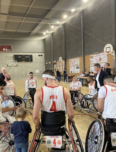 ​Equipe Elan Basket Fauteuil sur le terrain​