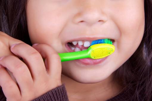 L'hygiène bucco-dentaire des enfants : brosse à dents, dentifrice