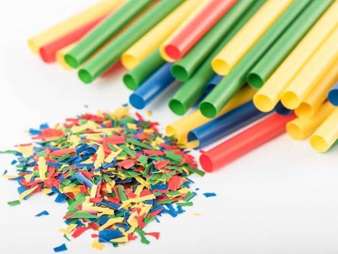 Microplastiques : une menace invisible pour notre santé et notre environnement 