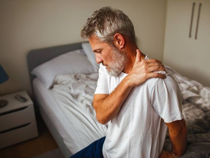 Épaule bloquée : et si c’était une capsulite ? 