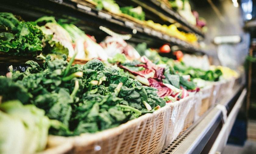 Stand de marché, fruits et légumes