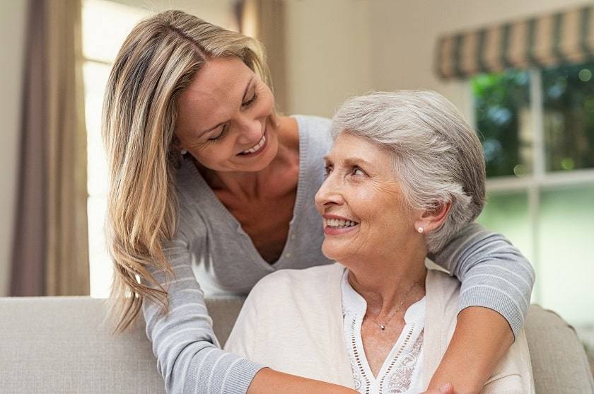 Femme avec sa maman